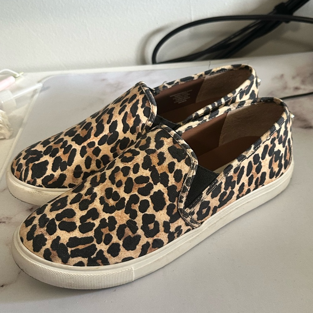 Steve Madden Slip-Ons